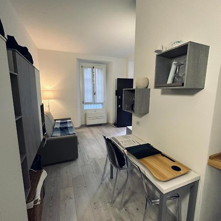 Апартаменты Monolocale In Pieno Centro Милан Экстерьер фото